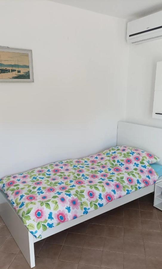 Family Apartments Tomy Punat Luaran gambar